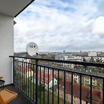 דירה Modern View In With Balcony & Workspace By Renters שצ'צ'ין
